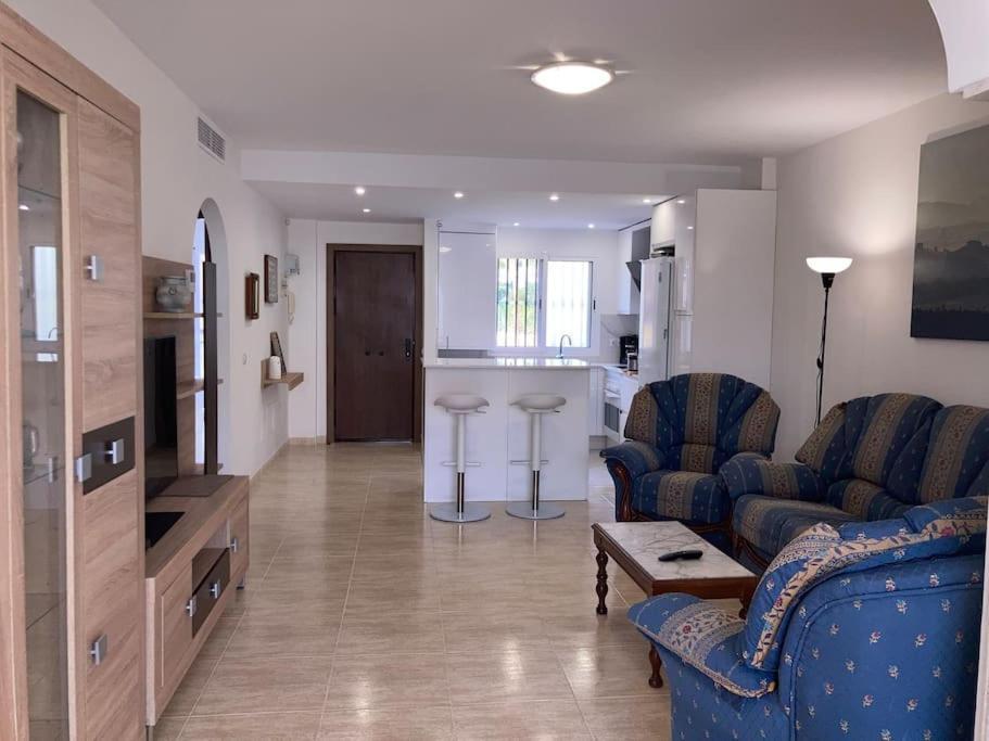 Encantador Duplex Apartment